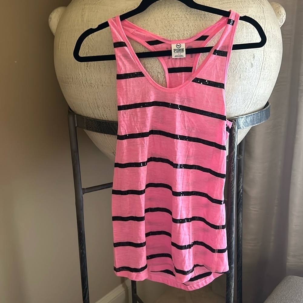 Pink muscle top